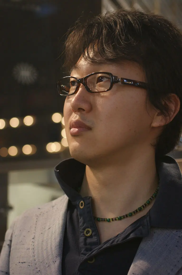 メガネ男子 & メガネ女子 」メガネ着用写真のご紹介