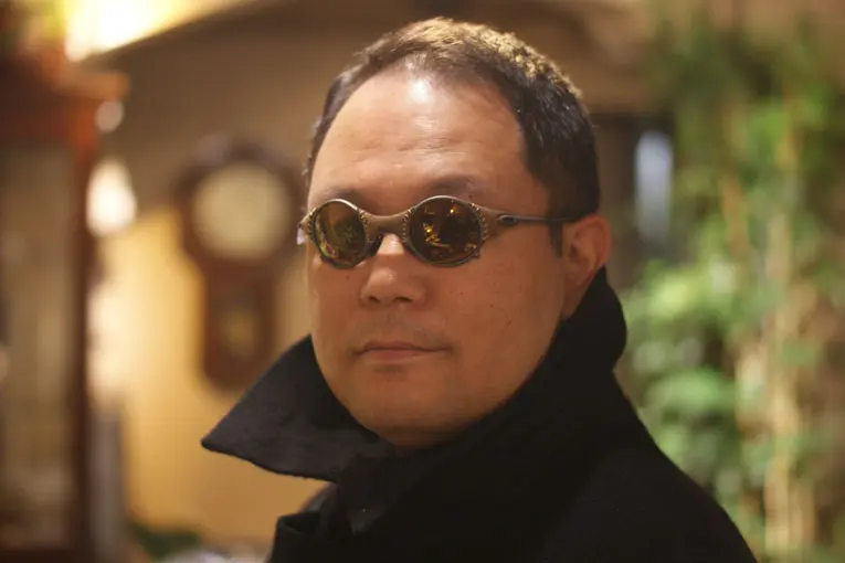 メガネ男子 & メガネ女子 」メガネ着用写真のご紹介