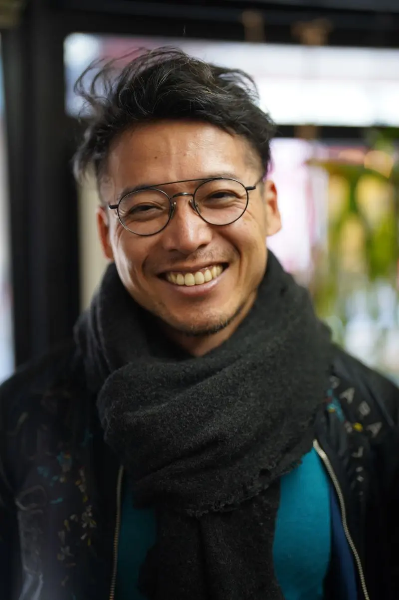 メガネ男子 & メガネ女子 」メガネ着用写真のご紹介