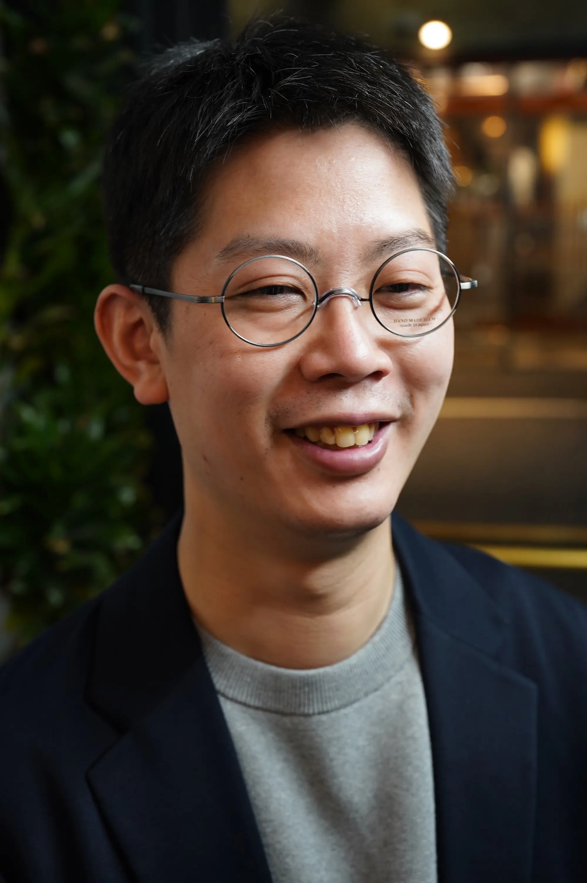 メガネ男子 & メガネ女子 」メガネ着用写真のご紹介