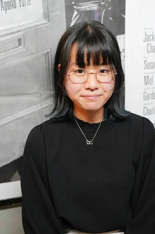 メガネ男子 & メガネ女子 」メガネ着用写真のご紹介 