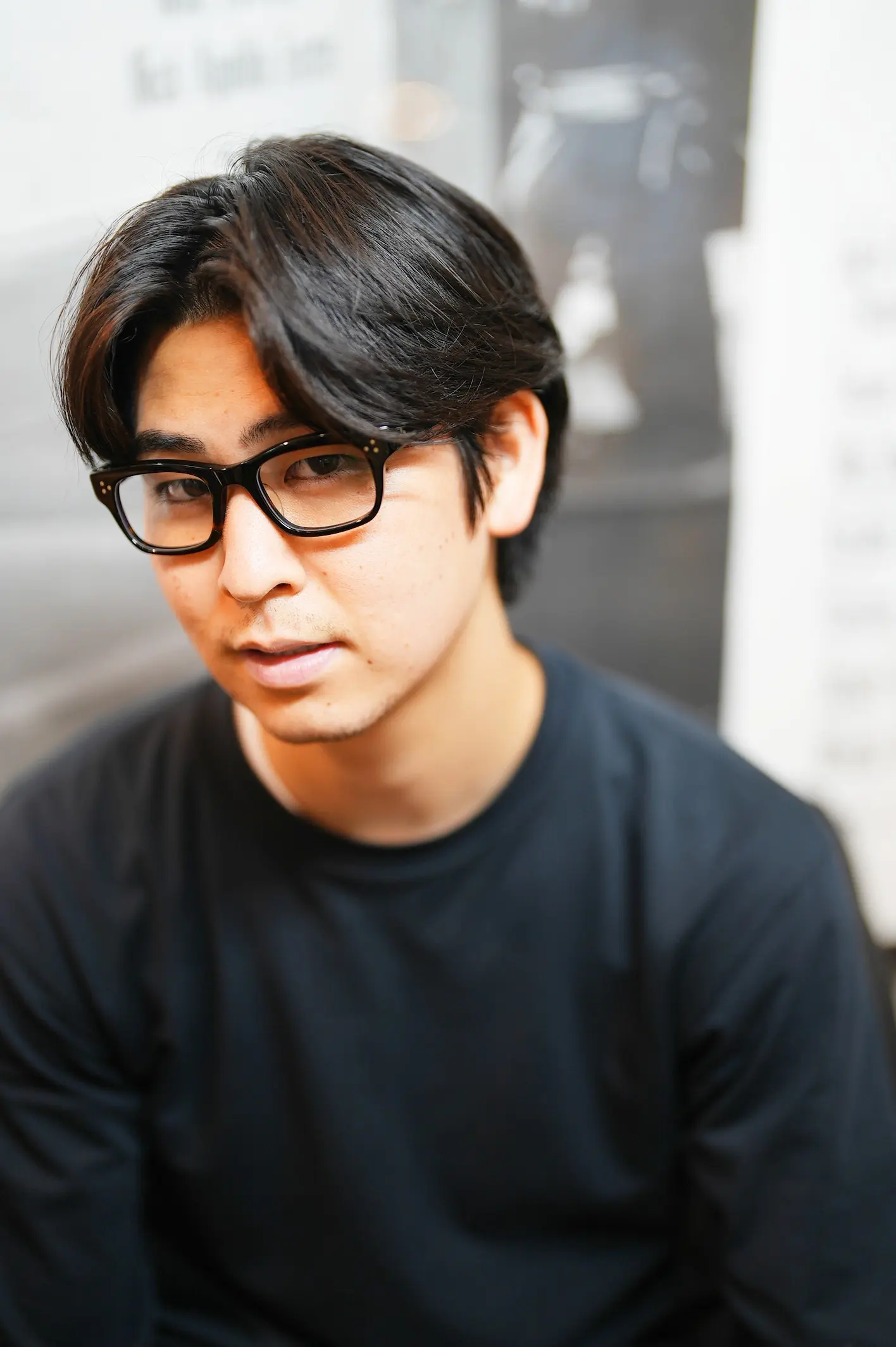 メガネ男子 & メガネ女子 」メガネ着用写真のご紹介