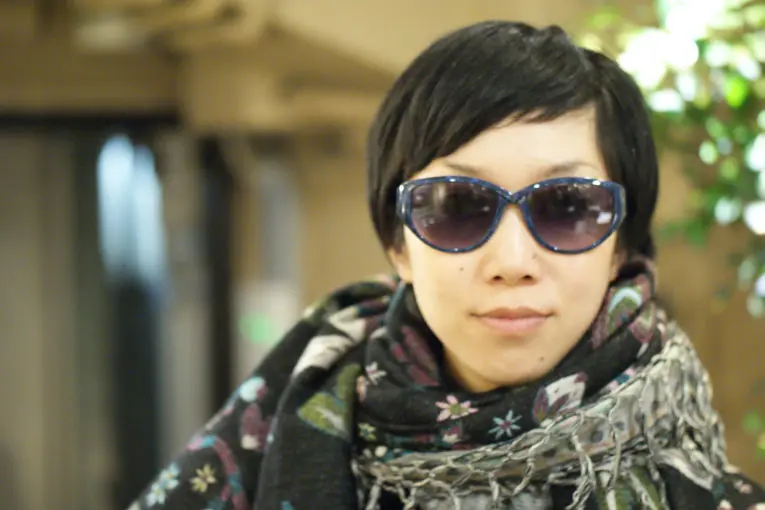 メガネ男子 & メガネ女子 」メガネ着用写真のご紹介