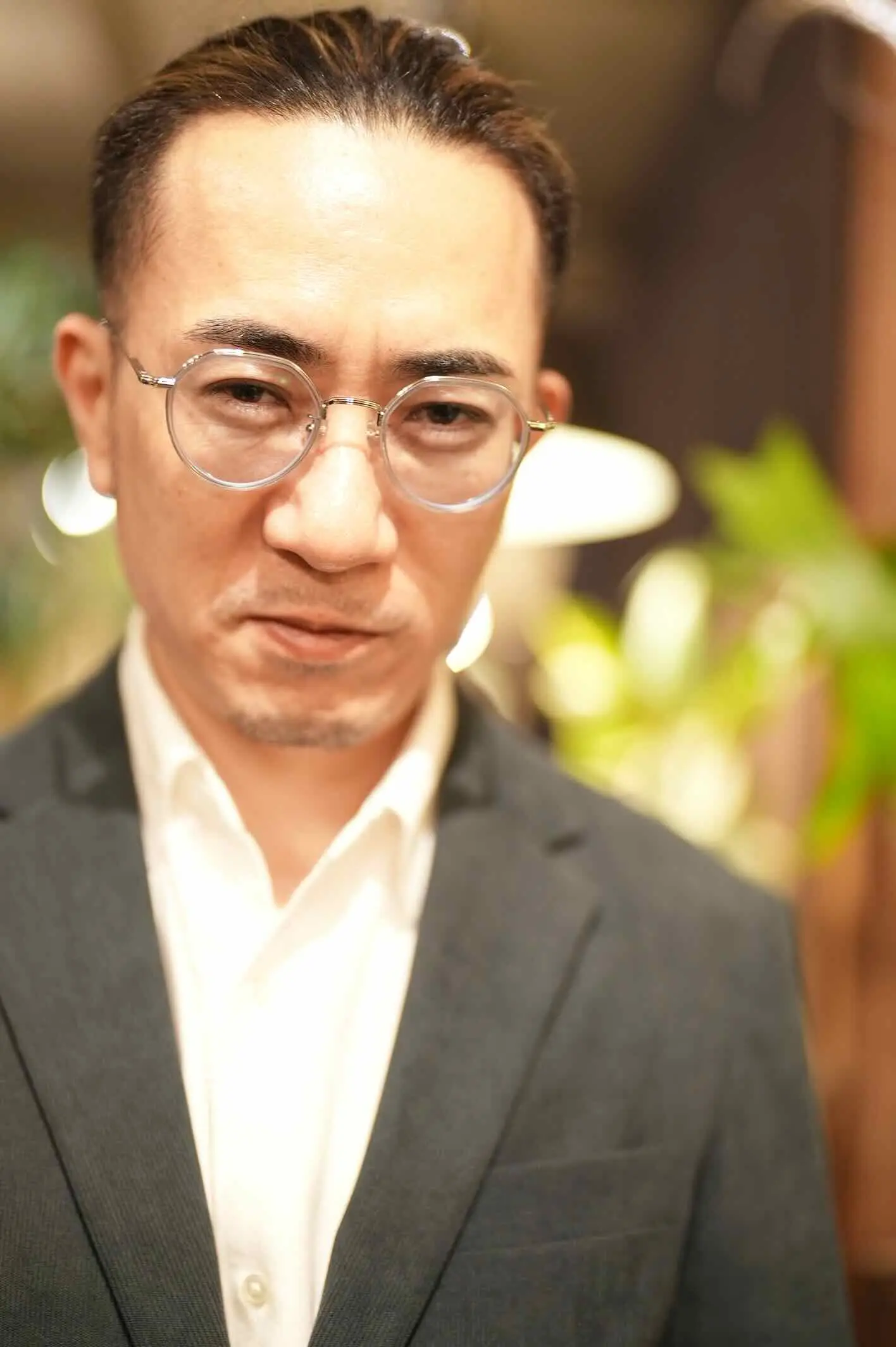 メガネ男子 & メガネ女子 」メガネ着用写真のご紹介