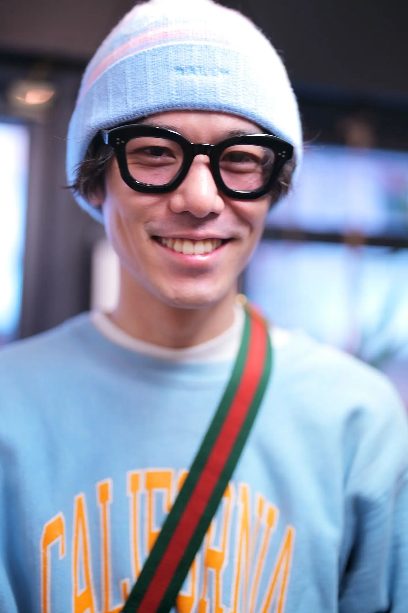 メガネ男子 & メガネ女子 」メガネ着用写真のご紹介