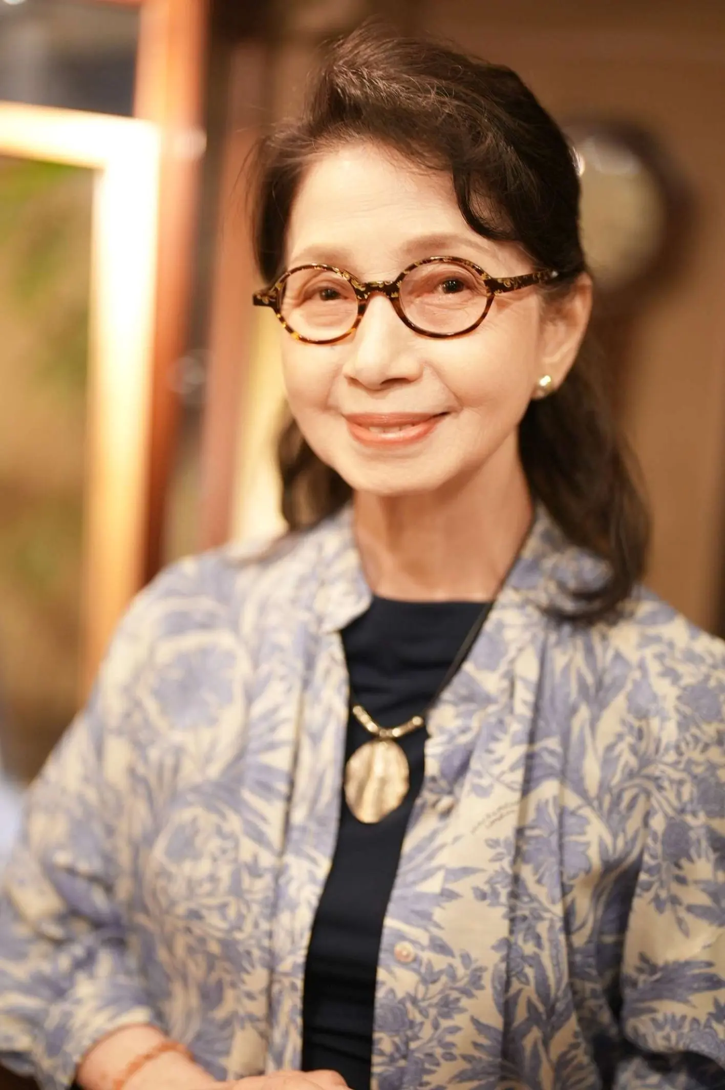 メガネ男子 & メガネ女子 」メガネ着用写真のご紹介