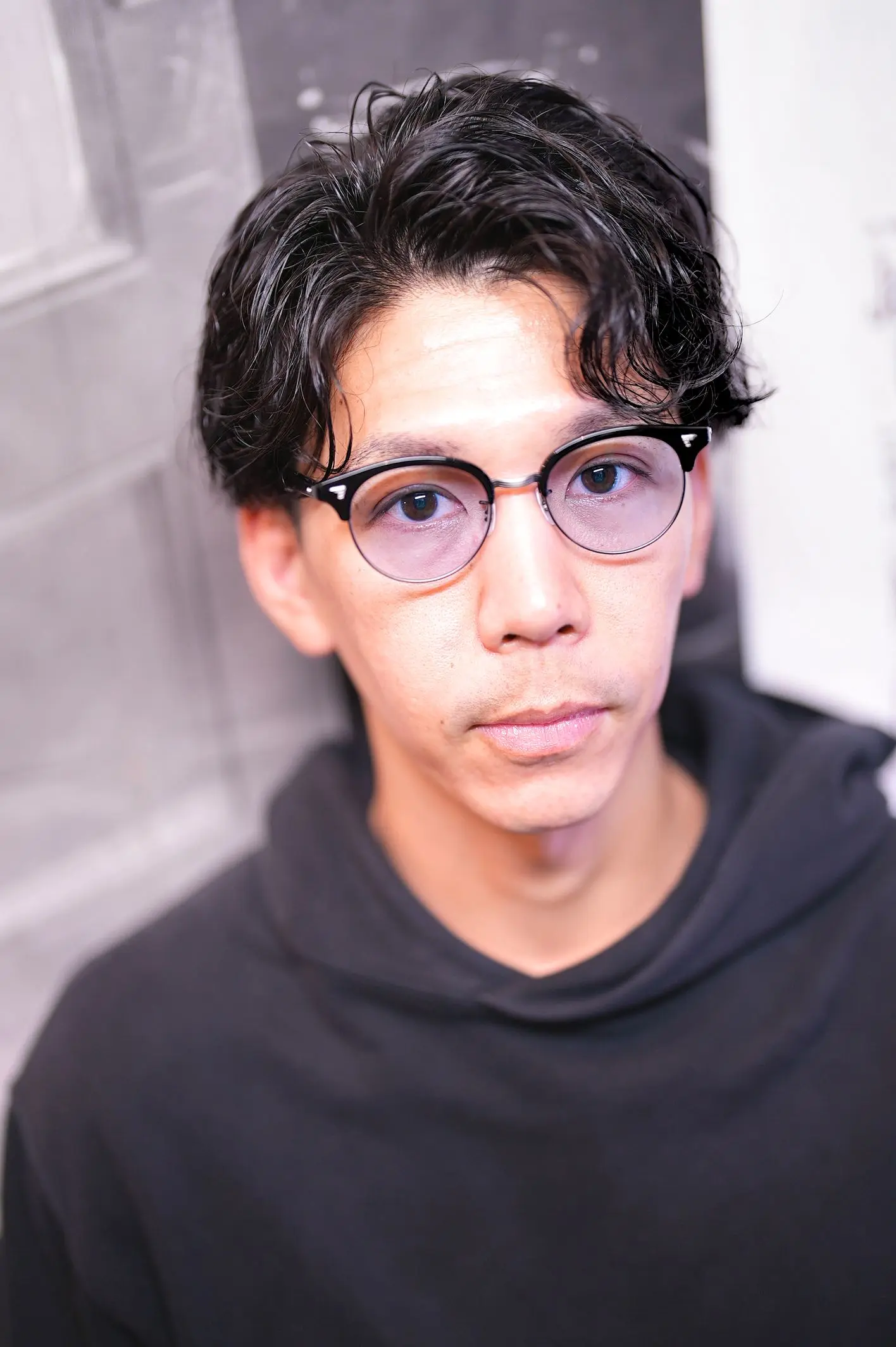 メガネ男子 & メガネ女子 」メガネ着用写真のご紹介