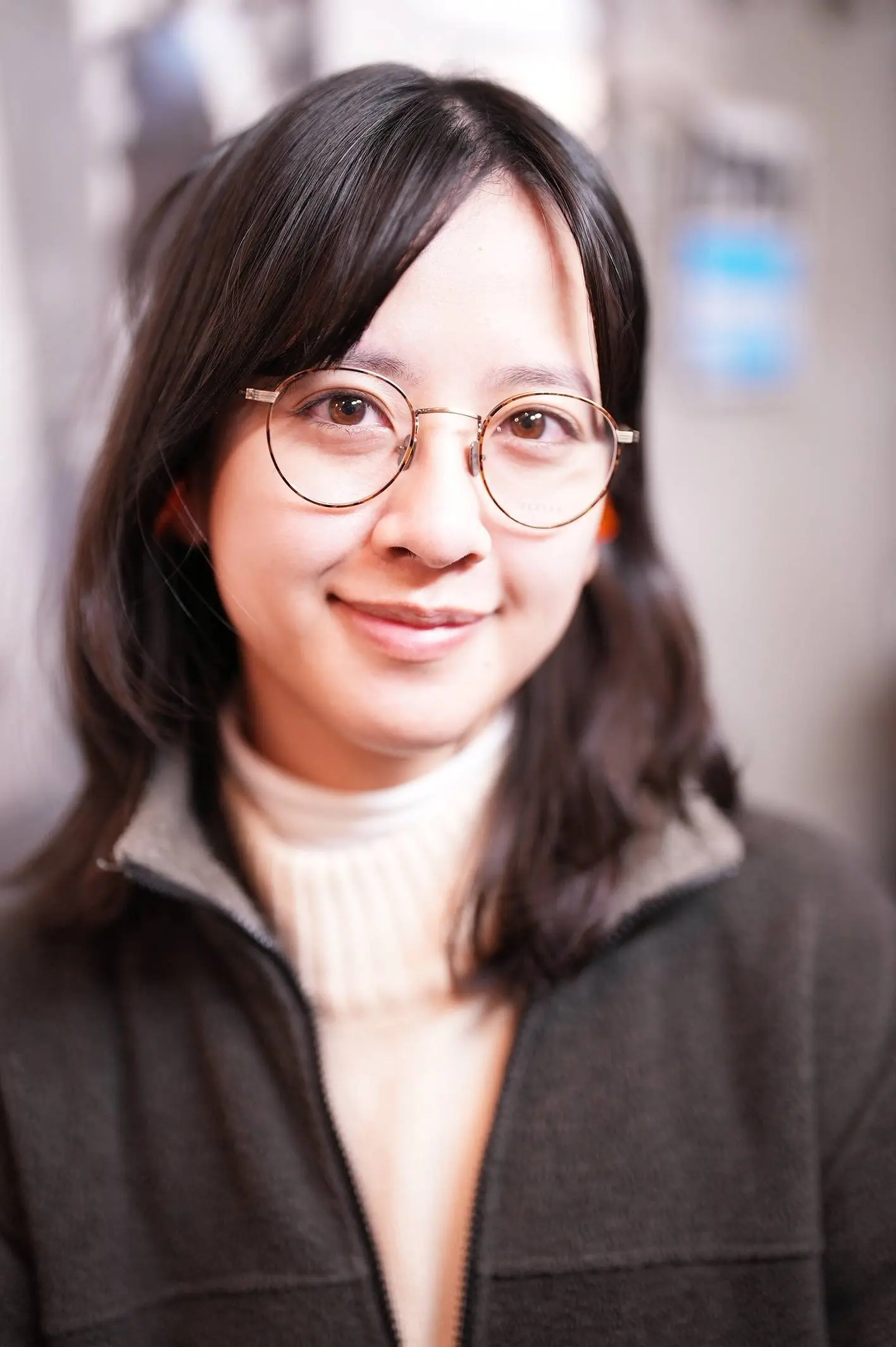 メガネ男子 & メガネ女子 」メガネ着用写真のご紹介