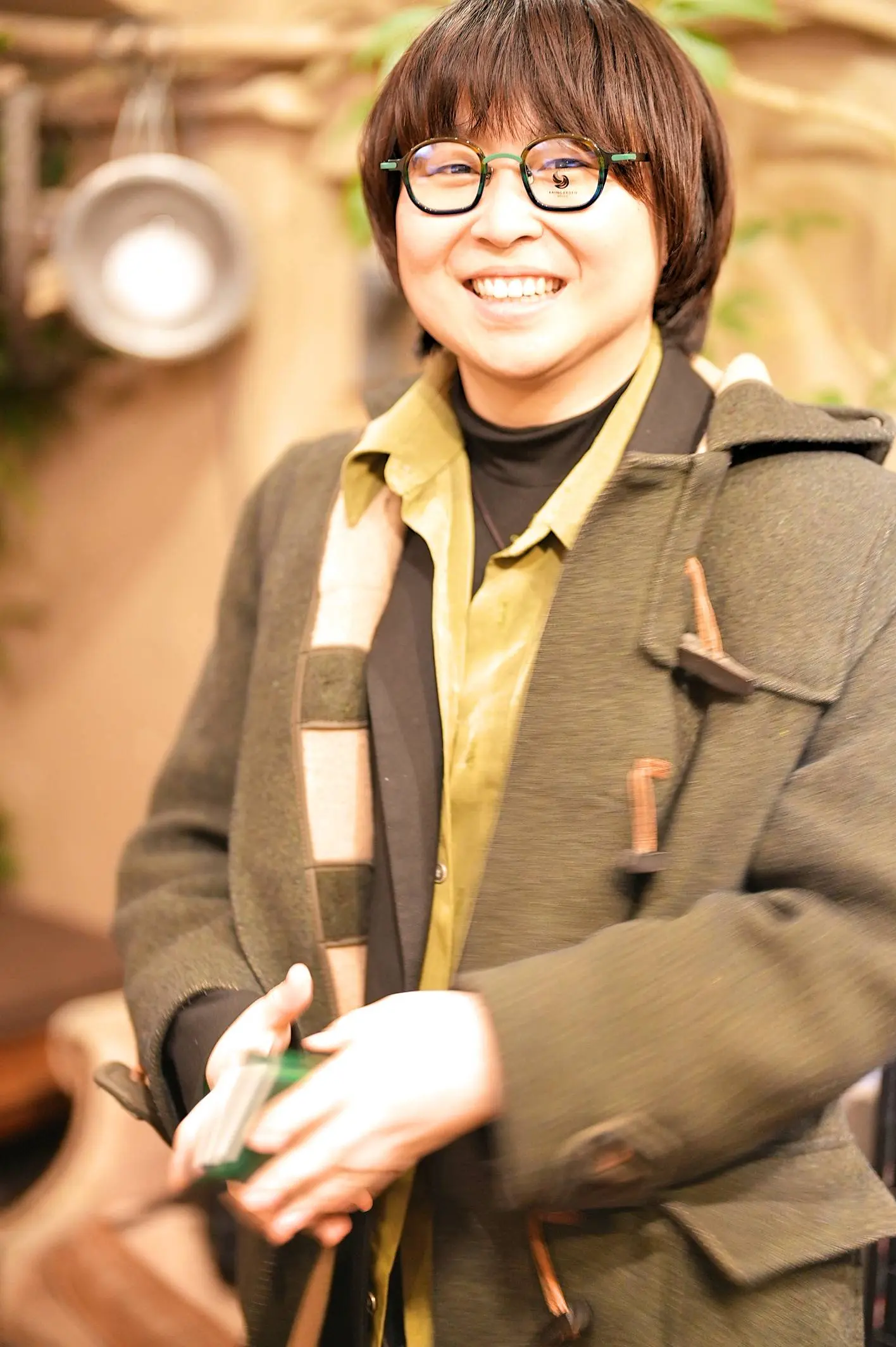 メガネ男子,メガネ女子,メガネ着用写真,メガネ着画｜『誠眼鏡』お客様紹介