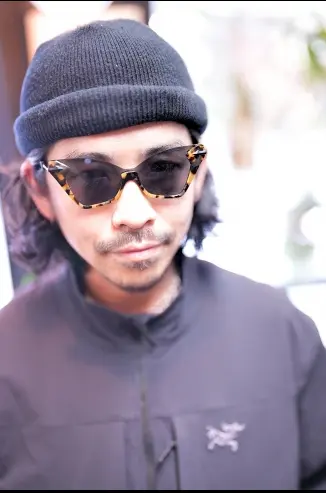 ★お客様ご紹介5473　K様　◆Karen Walker - SWEET CAT 1801793　◆ドックス DOX - 33 BLK