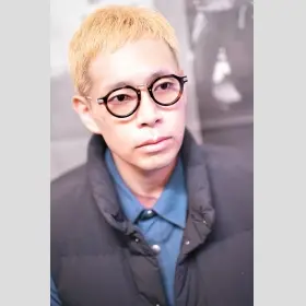 メガネ男子 & メガネ女子 」メガネ着用写真のご紹介
