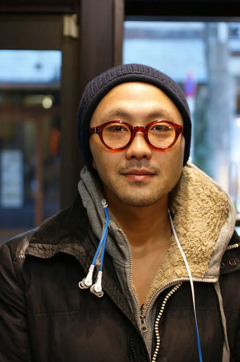 メガネ男子 & メガネ女子 」メガネ着用写真のご紹介 