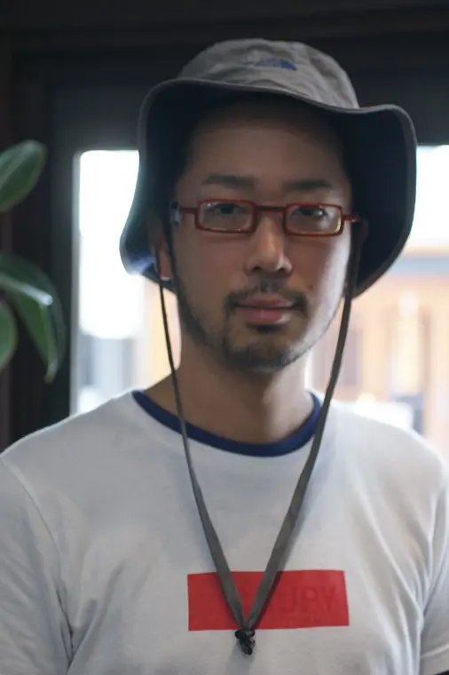 メガネ男子 & メガネ女子 」メガネ着用写真のご紹介