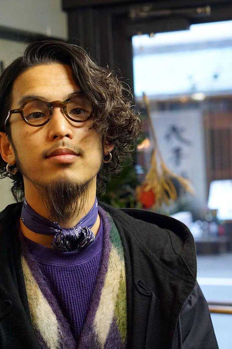 メガネ男子 & メガネ女子 」メガネ着用写真のご紹介