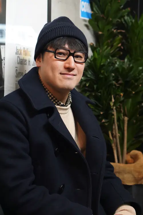 メガネ男子 & メガネ女子 」メガネ着用写真のご紹介