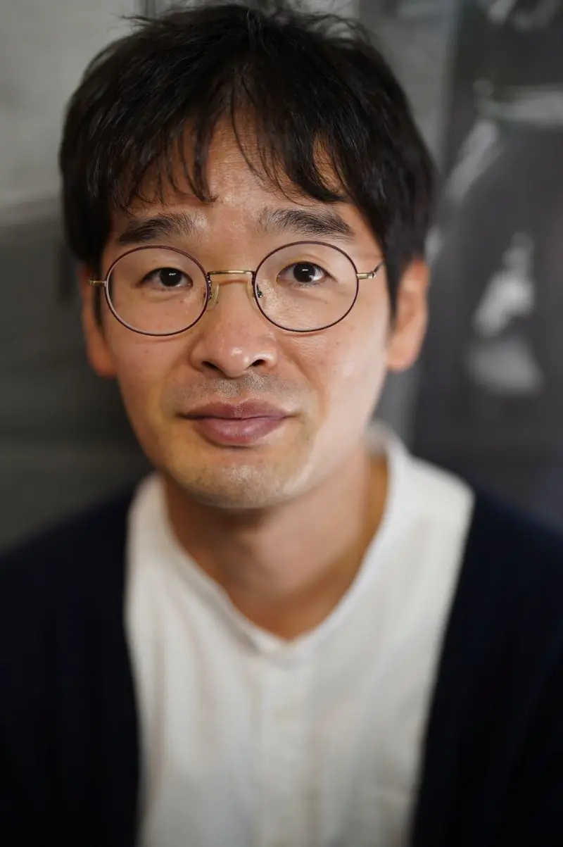 メガネ男子 & メガネ女子 」メガネ着用写真のご紹介