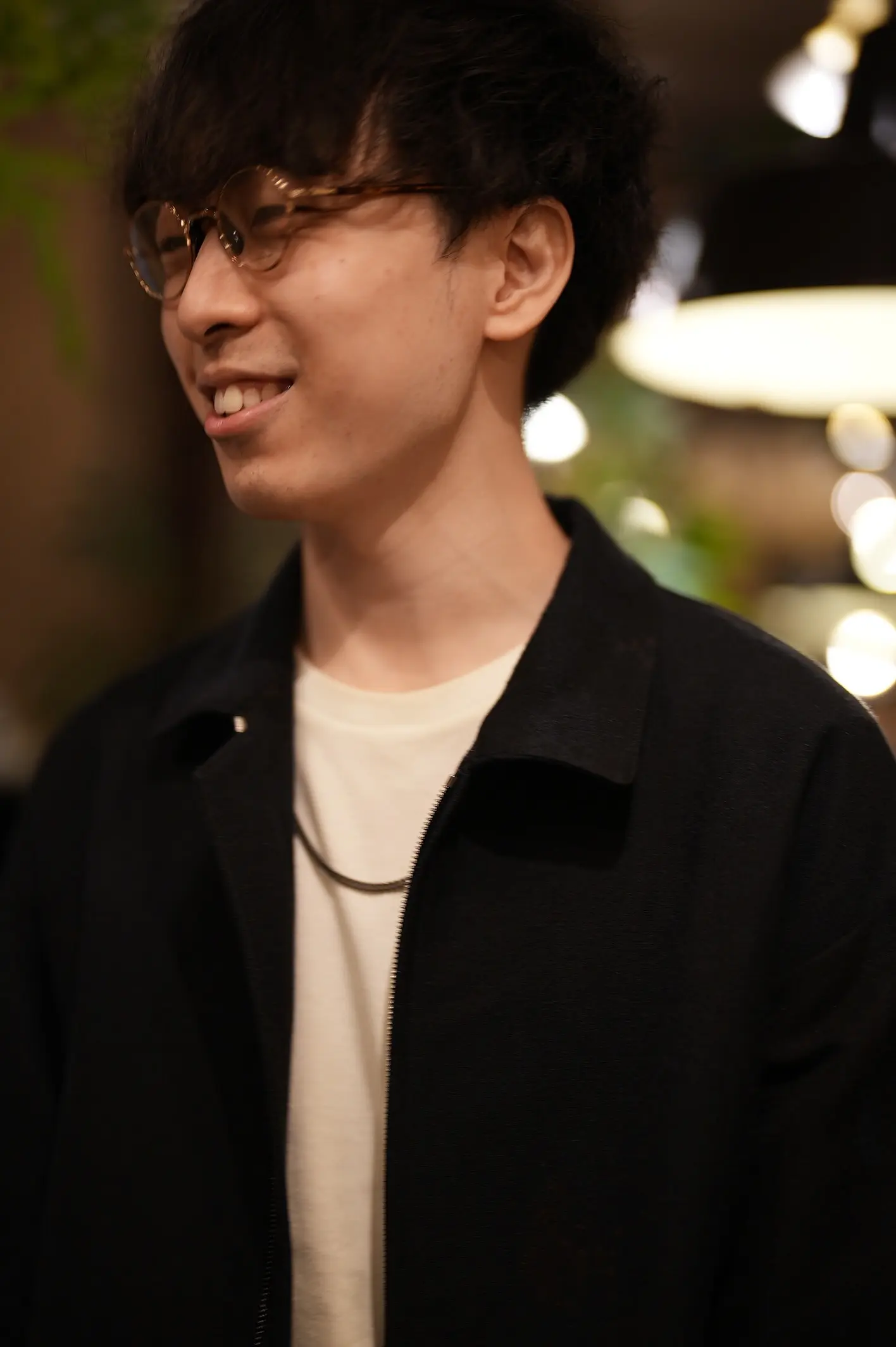 メガネ男子 & メガネ女子 」メガネ着用写真のご紹介