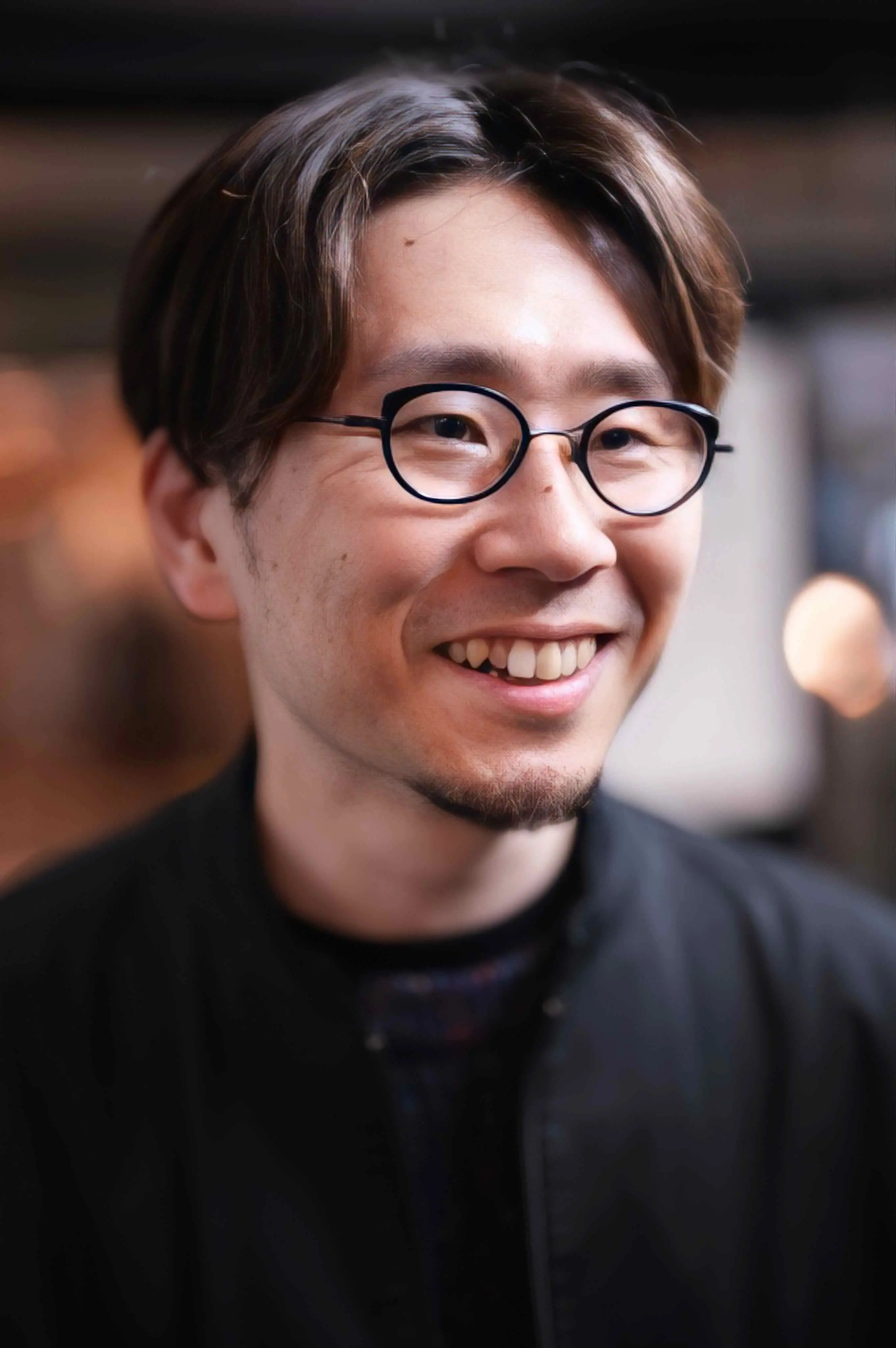 メガネ男子 & メガネ女子 」メガネ着用写真のご紹介