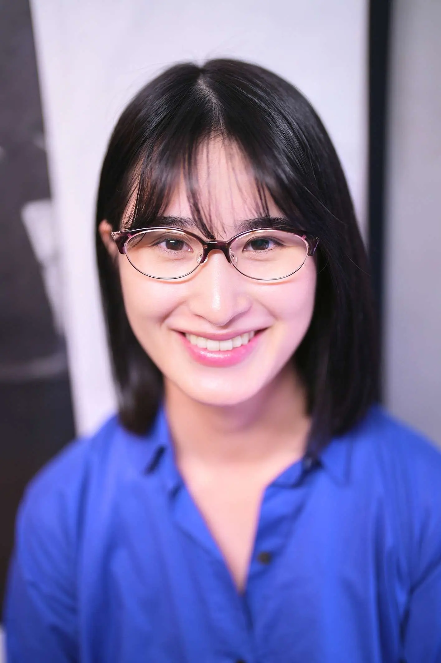 メガネ男子 & メガネ女子 」メガネ着用写真のご紹介