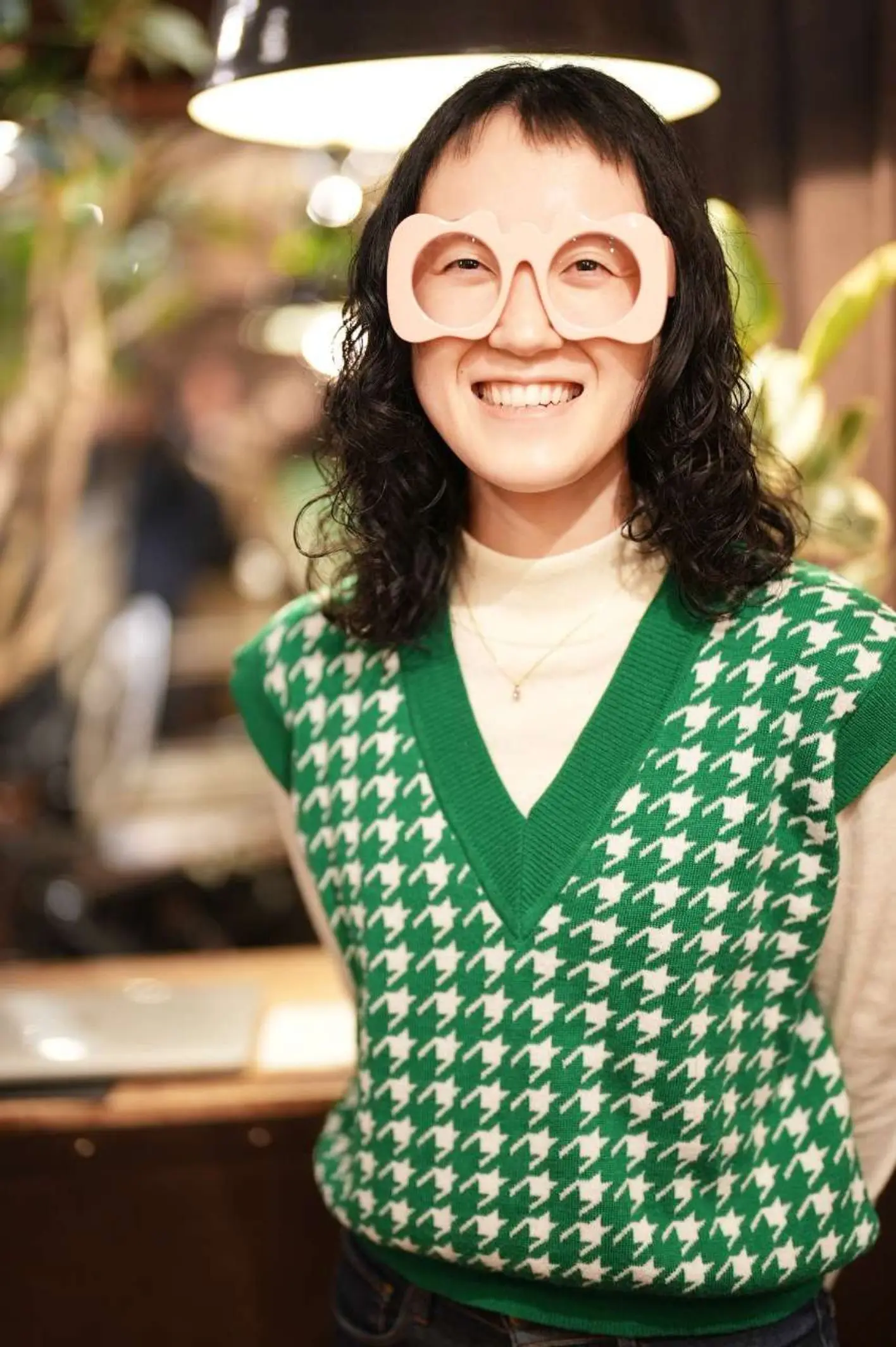 メガネ男子 & メガネ女子 」メガネ着用写真のご紹介