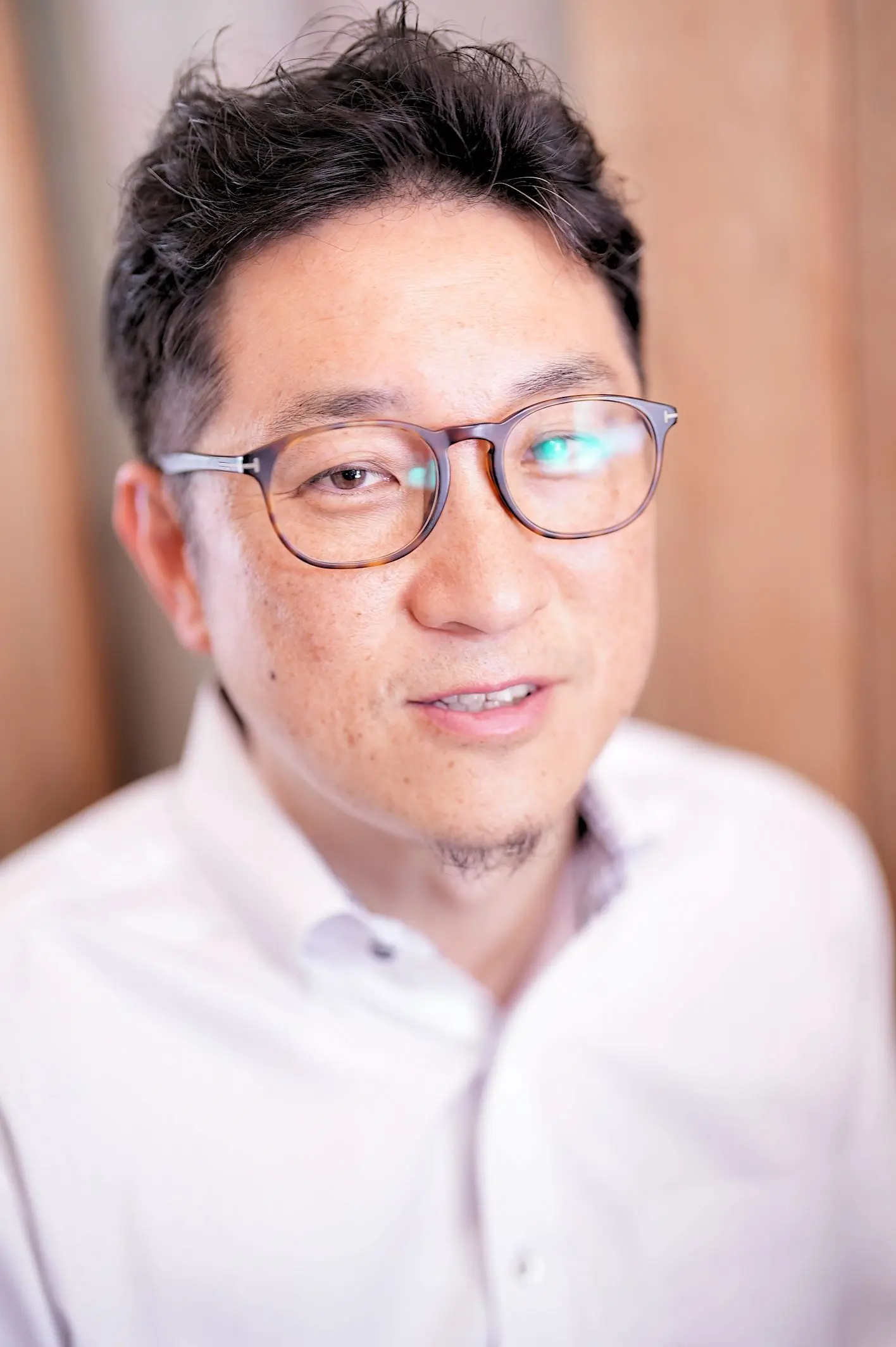 メガネ男子 & メガネ女子 」メガネ着用写真のご紹介