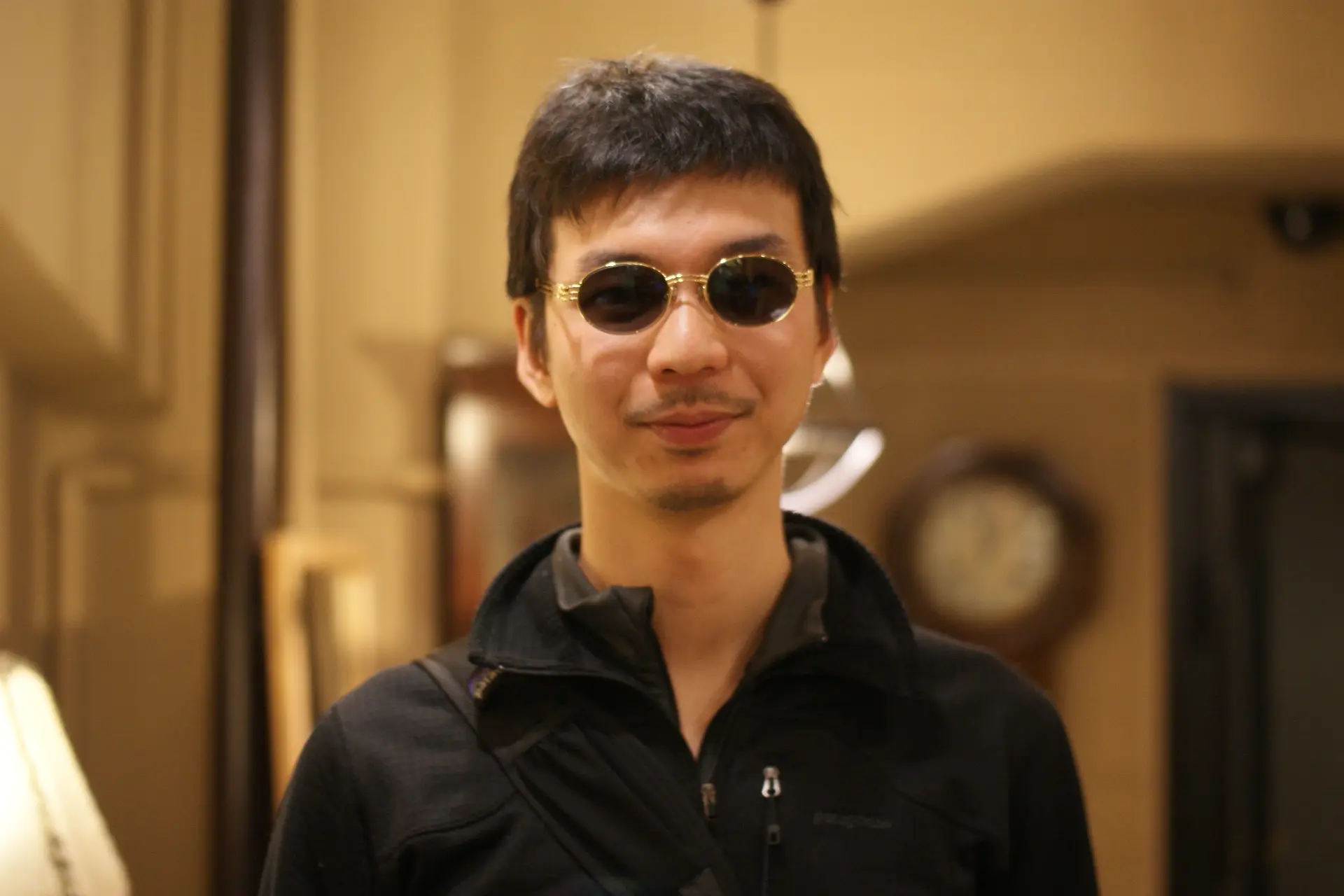 メガネ男子 & メガネ女子 」メガネ着用写真のご紹介