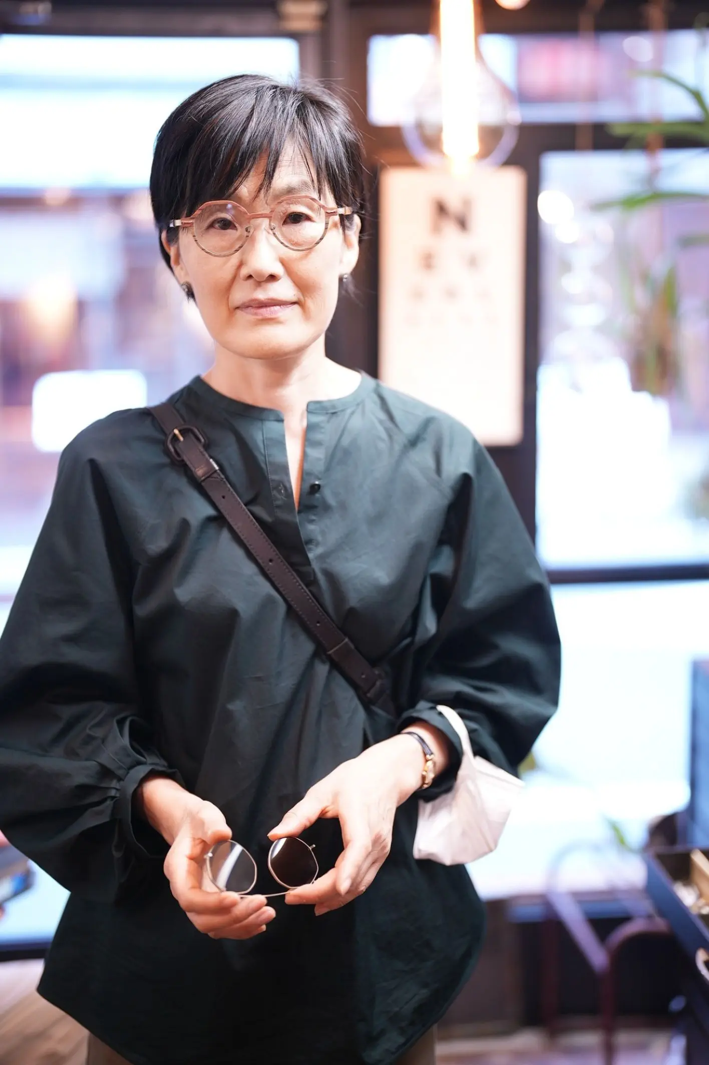 メガネ男子 & メガネ女子 」メガネ着用写真のご紹介