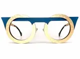 AITANA. MOST REFINED WOODEN EYEWEAR. 木製