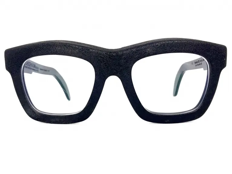 クボラム KUBORAUM｜Maske C2 BM BT｜KUBORAUMの個性派セル