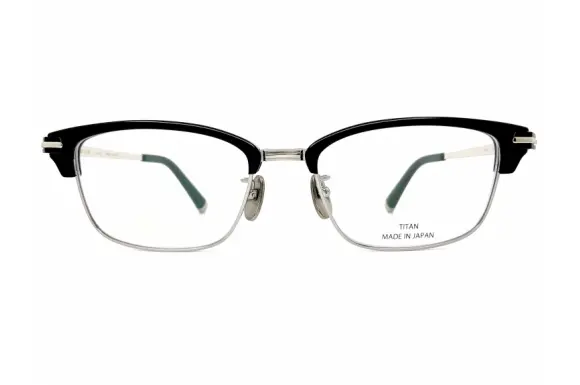 SKM-10 LGR/BK TITANIUM