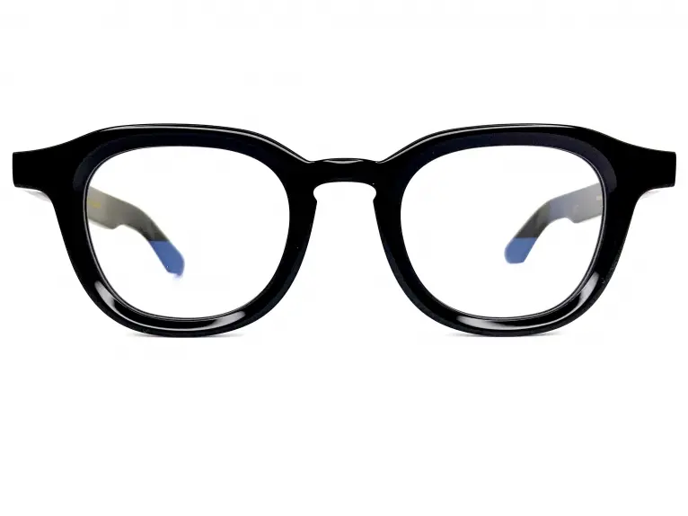 入手不可能！1993年のサンチェ 整形前 Can't find Tony Stark's sunglasses from Iron Man 3 | Page