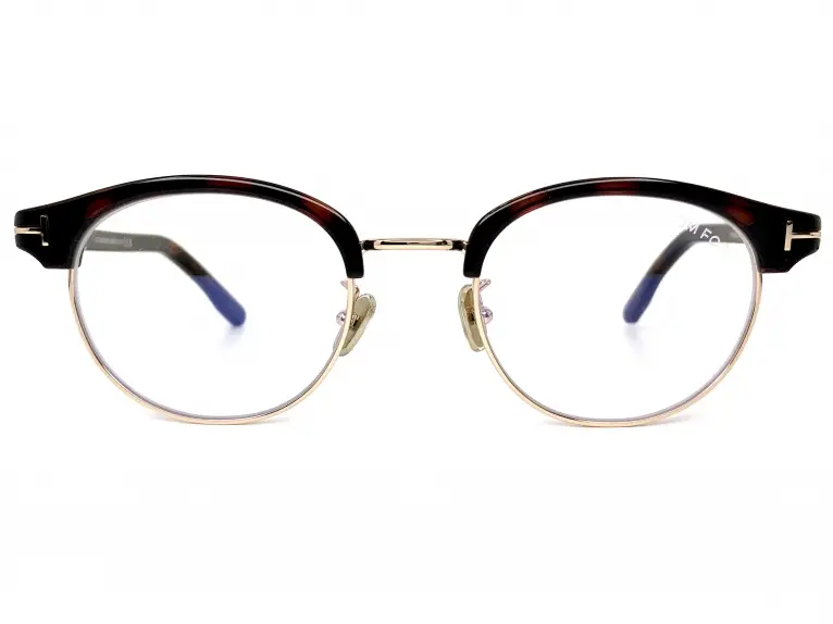 極美品✨ TOM FORD サングラス London TF396 箱、ケース付き 極美品✨ TOM FORD サングラス London TF396 箱、ケース付き