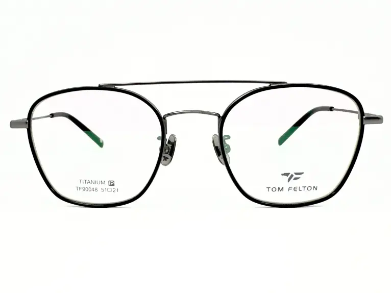 ファースアファース ファース ア ファース FACE a FACE｜EDEN 3 365｜スポーティーで