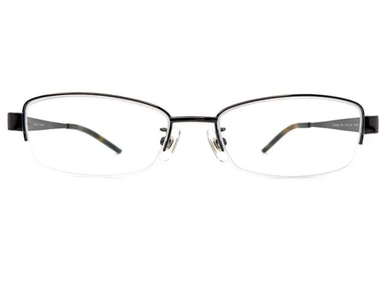 グッチ GUCCI｜GG-8552J MF6 TITAN-P｜GUCCI(グッチ)の上品なチタン