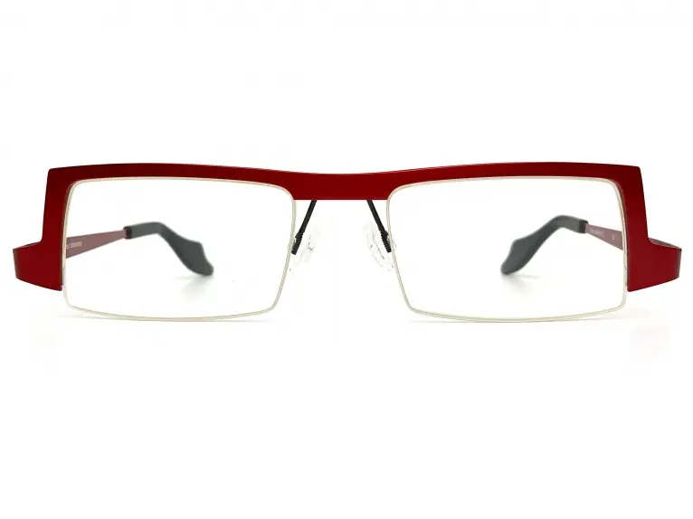 テオ Theo｜eye witness FM5｜アイウェットネスの超個性派