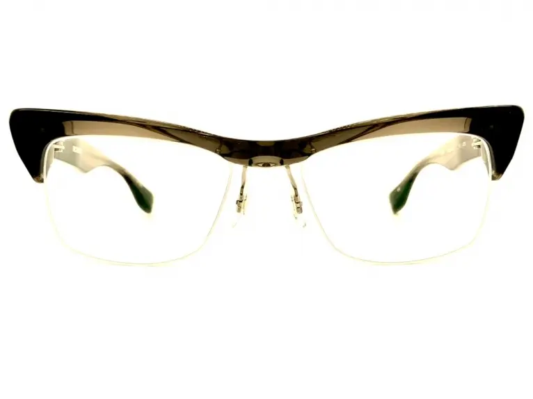 テオ Theo｜eye witness FL3｜eye-witnessのFL！超個性的な、頭に被る