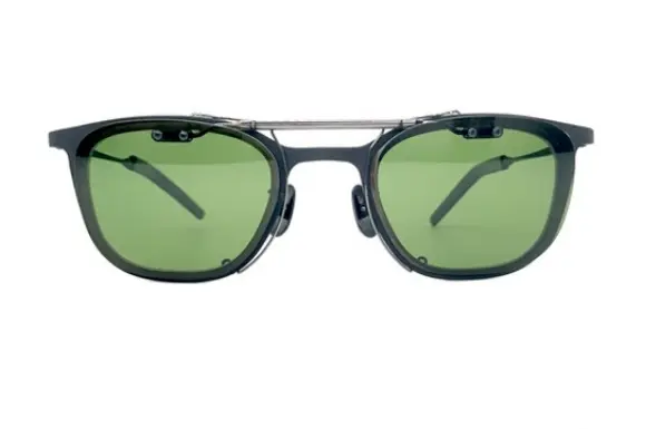 限定生産 IE001 BK1 Buffalo horn 跳ね上げ式クリップオンサングラス付き