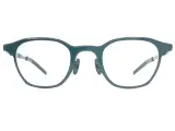 IE008 βTITANIUM