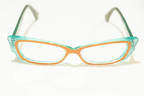 リュネット・ジュラ LUNETTES du JURA｜LUNETTES DU JURA ATSUKO2