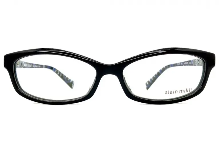 アイディーシー Eye'DC｜Par IDC V066 003｜レトロ感がたまらない。色