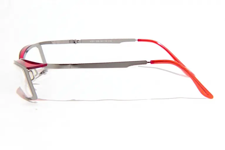 アイディーシー Eye'DC｜V591 028｜アイディーシーのハイテクモダンな