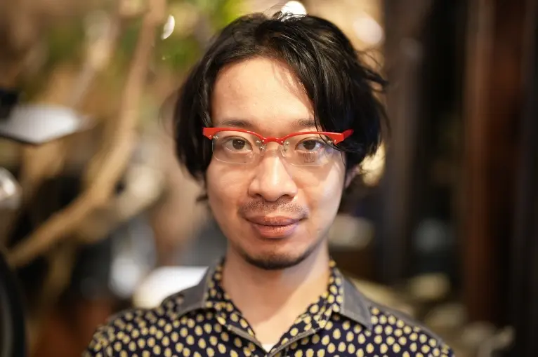 アイディーシー Eye'DC｜Par IDC V066 003｜レトロ感がたまらない。色