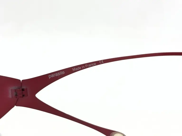 パラサイト PARASITE｜I-MORPH 4 C54｜どんな姿勢でも外れない！斬新  