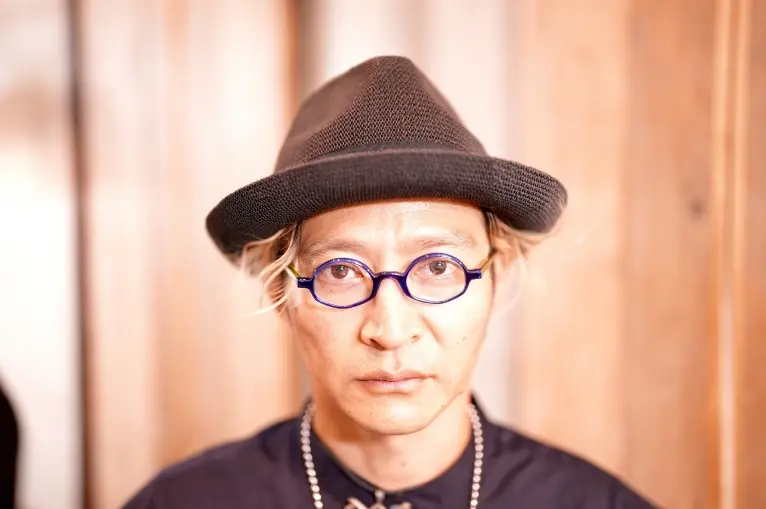 トラクションプロダクションズ TRACTION PRODUCTIONS ｜HYPO Violanis