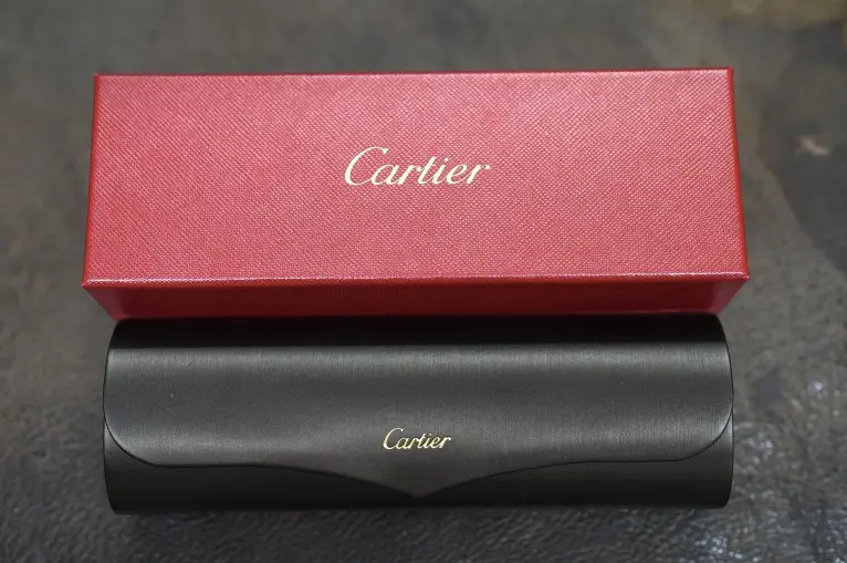 カルティエ Cartier｜4658441 LOVE｜カルティエのエレガンスなアイ
