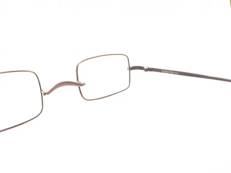 バディオプティカル Buddy Optical｜dis｜服の一部、引き算のデザイン