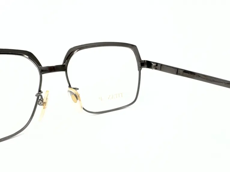 ヴィンテージ　valentino rudy 度入れメガネ VALENTINO RUDY ヴァレンティノルゥディ V-3693 col.G-1 52サイズ