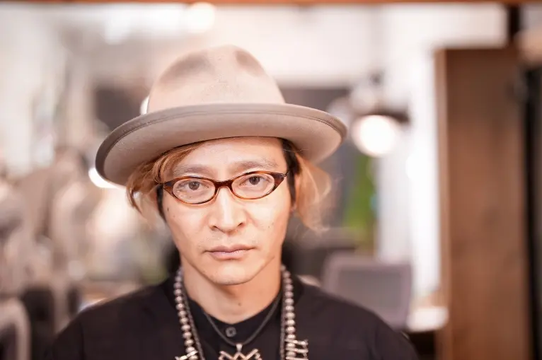 アンバレンタイン ANNE et VALENTIN｜KAKI 0917｜個性、魅力を引き出す 