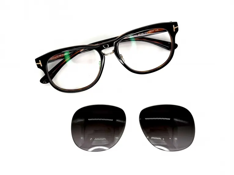 小物 TOM FORD TF56-F01V 楽天市場】トムフォード メガネ 眼鏡 フレーム FT6056-D-B/V 001