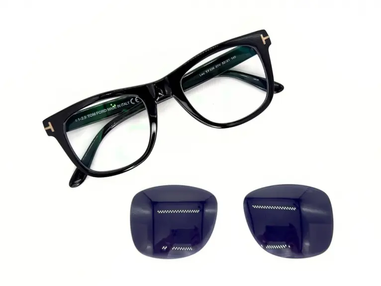 トムフォード TOM FORD｜Leo TF336 01V｜トムフォード！ラグジュアリー